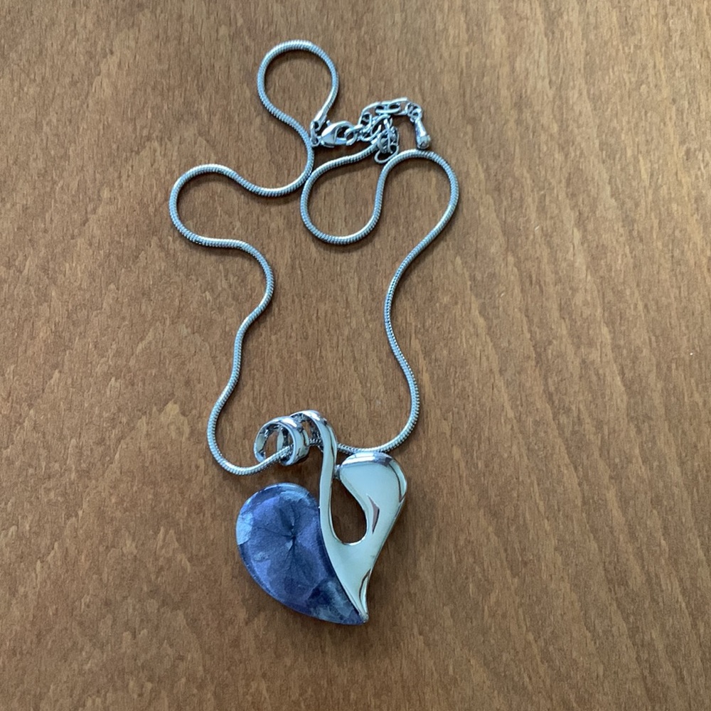 Modern heart two tone pendant necklace